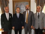 Bakan Akif Çağatay Kılıç, Kayak Federasyonu Başkanı Erol Mehmet Yarar'ı kabul etti.
