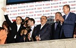 12. Cumhurbaşkanı Recep Tayyip Erdoğan, seçim sonuçlarının kesinlik kazanması ardından Ak Parti Genel Merkezi balkonundan partililere seslendi.