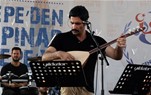 Gençlik ve Spor Bakanı Akif Çağatay Kılıç, Kütahya Dumlupınar Zafertepe Tören Alanı'nda düzenlenen 30 Ağustos Zafer Bayramı kutlama programına katıldı. Sanatçı Uğur Işılak bir konser verdi.