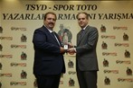 Gençlik ve Spor Bakanı Akif Çağatay Kılıç, Türkiye Spor Yazarları Derneği (TSYD) Ödül Gecesi'ne katıldı.