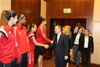 Gençlik ve Spor Bakanı Akif Çağatay Kılıç, 2014 FIBA Kadınlar Dünya Şampiyonası’nda mücadele edecek olan A Milli Bayan Basketbol Takımımız ile destek ve moral yemeğinde bir araya geldi.