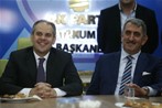 Gençlik ve Spor Bakanı Akif Çağatay Kılıç, Samsun Atakum Ak Parti İlçe Başkanlığı'nda düzenlenen bayramlaşma törenine katıldı.