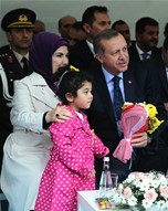 Sayın Cumhurbaşkanımız Recep Tayyip Erdoğan ve Gençlik ve Spor Bakanı Akif Çağatay Kılıç, Gümüşhane'de düzenlenen toplu açılış törenine katıldı.