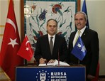 Gençlik ve Spor Bakanı Akif Çağatay Kılıç, Bursa Büyükşehir Belediye Başkanlığı'nı ziyaret etti.