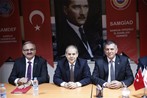 Gençlik ve Spor Bakanı Akif Çağatay Kılıç, Samsun Dernekleri Federasyonu'nu ziyaret etti.