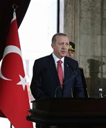 Sayın Cumhurbaşkanımız Recep Tayyip Erdoğan ve Gençlik ve Spor Bakanı Akif Çağatay Kılıç, 29 Ekim Cumhuriyet Bayramı için Anıtkabir 'de düzenlenen törene katıldı.