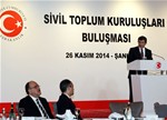 Sayın Başbakanımız Ahmet Davutoğlu ve Gençlik ve Spor Bakanı Akif Çağatay Kılıç, Şanlıurfa'da STK temsilcileri ile bir araya geldi.