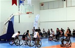 Gençlik ve Spor Bakanı Akif Çağatay Kılıç, Garanti ve Beşiktaş RMK Marine Tekerlekli Sandalye Basketbol Takımları arasında oynanan basketbol karşılaşmasını izledi.
