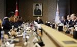 Gençlik ve Spor Bakanı Akif Çağatay Kılıç, PTT 1. Lig Spor Kulübü Başkanlarını makamında kabul etti.
