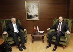 Gençlik ve Spor Bakanı Akif Çağatay Kılıç, Türkiye Beyazay Derneği Başkanı Lokman Ayva ve dernek yöneticilerini makamında kabul etti.