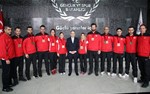 Gençlik ve Spor Bakanı Akif Çağatay Kılıç, Almanya’da yapılan Dünya Büyükler Karate Şampiyonası’nda dereceye giren milli sporcuları ve federasyon yetkililerini kabul etti.