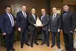 Gençlik ve Spor Bakanı AKif Çağatay Kılıç, Ak Parti Isparta Milletvekili Recep Özel ve Sütçüler Belediye Başkanı Mustafa Üstün ile beraberlerindeki heyeti kabul etti.