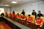 Gençlik ve Spor Bakanı Akif Çağatay Kılıç, Samsunspor Kulübünü ziyaret etti.