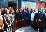 Gençlik ve Spor Bakanı Akif Çağatay Kılıç, Samsun Ak Parti Canik İlçe Başkanlığı'nı ziyaret etti.