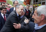 Gençlik ve Spor Bakanı Akif Çağatay Kılıç, Samsun Salıpazarı İlçesi esnafını ziyaret etti.