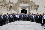 Gençlik ve Spor Bakanı Akif Çağatay Kılıç, Kavak'taki muhtar ve STK temsilcileri ile kahvaltı programında bir araya geldi.