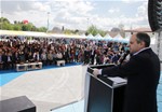 Gençlik ve Spor Bakanı Akif Çağatay Kılıç , Konya Kent Meydanı'nda yapılan 8. Uluslararası Öğrenci Buluşması'na katıldı. 