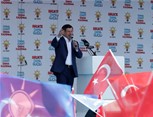 Başbakan Ahmet Davutoğlu ile Gençlik ve Spor Bakanı Akif Çağatay Kılıç, Ak Parti Isparta Mitingine katıldı.