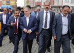 Gençlik ve Spor Bakanı Akif Çağatay Kılıç, Samsun'un Asarcık İlçesi'nde esnaf ziyaretinde bulundu.