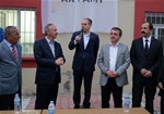 Gençlik ve Spor Bakanı Akif Çağatay Kılıç, Samsun'un Tepecik Mahallesi'nde hemşehrileri ile bir araya geldi.