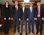 Gençlik ve Spor Bakanı Akif Çağatay Kılıç, Samsun Adalet Sarayı İl Seçim Kurulu'nda düzenlenen törenle 25. Dönem Ak Parti Samsun Milletvekili mazbatasını teslim aldı.