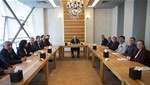 Gençlik ve Spor Bakanı Akif Çağatay Kılıç, Ankara Samsun Sanayici İş Adamları ve Yöneticileri Derneği Yönetim Kurulu Üyeleri'ni makamında kabul etti.