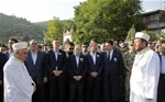 Gençlik ve Spor Bakanı Akif Çağatay Kılıç, Osmaniye'nin Bahçe İlçesi'nde düzenlenen Şehit Piyade Uzm. Çvş. Hüseyin Ölmez'in cenaze törenine katıldı.