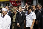 Gençlik ve Spor Bakanı Akif Çağatay Kılıç, Osmaniye'nin Kadirli İlçesi'nde düzenlenen Şehit Jandarma Uzm. Çvş. Mehmet Acar'ın cenaze törenine katıldı.