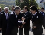 Gençlik ve Spor Bakanı Akif Çağatay Kılıç, Samsun İl Emniyet Müdürlüğü'nü ziyaret etti.
