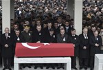 Gençlik ve Spor Bakanı Akif Çağatay, Şehit Astsubay Üstçavuş Erdem Ertan'ın Cenaze Törenine katıldı.