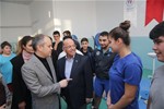 Gençlik ve Spor Bakanı Akif Çağatay Kılıç, Kırıkkale ziyareti esnasında halterci gençlerle biraraya geldi.