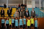 Gençlik ve Spor Bakanı Akif Çağatay Kılıç, Kırıkkale 17 Ağustos Spor Salonu'nda antrenman yapan sporcularla görüştü.