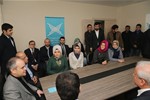Gençlik ve Spor Bakanı Akif Çağatay Kılıç, Türkiye Gençlik Vakfı Kırıkkale Şubesi'nde üniversite öğrencileriyle buluştu.