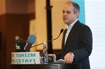 Gençlik ve Spor Bakanı Akif Çağatay Kılıç, Trabzon'da düzenlen Kültür ve Turizm Bölge Çalıştayına katıldı.