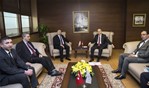 Gençlik ve Spor Bakanı Akif Çağatay Kılıç, temaslarda bulunmak için Ankara'ya gelen KKTC Maliye Bakanı Birikim Özgür'le bir araya geldi.