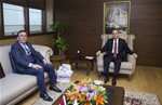 Gençlik ve Spor Bakanı Akif Çağatay Kılıç, Canik Belediye Başkanı Osman Genç'i makamında kabul etti.