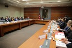 Numan Kurtulmuş'un başkanlığında yaptığı 3. toplantıya Gençlik ve Spor Bakanı Akif Çağatay Kılıç ile kurul üyesi bakanlar ve bürokratlar katıldı.