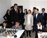 Gençlik ve Spor Bakanı Akif Çağatay Kılıç, Eskişehir Odunpazarı Gençlik Merkezi'ni ziyaret etti.