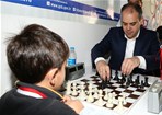 Gençlik ve Spor Bakanı Akif Çağatay Kılıç, Eskişehir Odunpazarı Gençlik Merkezi'ni ziyaret etti.