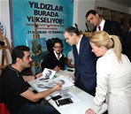 Gençlik ve Spor Bakanı Akif Çağatay Kılıç, Eskişehir Odunpazarı Gençlik Merkezi'ni ziyaret etti.