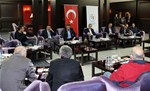 Gençlik ve Spor Bakanı Akif Çağatay Kılıç,  Antalya'da düzenlenecek Federasyonlar Boyutuyla Türk Sporunun Geleceği Çalıştayı öncesinde gazetecilerle bir araya geldi.