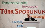 Gençlik ve Spor Bakanı Akif Çağatay Kılıç, Antalya'da düzenlenen Federasyonlar Boyutuyla Türk Sporunun Geleceği Çalıştayı açılış törenine katıldı.