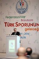 Gençlik ve Spor Bakanı Akif Çağatay Kılıç, Antalya'da düzenlenen Federasyonlar Boyutuyla Türk Sporunun Geleceği Çalıştayı açılış törenine katıldı.