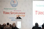 Gençlik ve Spor Bakanı Akif Çağatay Kılıç, Antalya'da düzenlenen Federasyonlar Boyutuyla Türk Sporunun Geleceği Çalıştayı açılış törenine katıldı.
