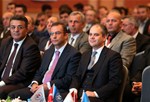 Gençlik ve Spor Bakanı Akif Çağatay Kılıç, Antalya'da düzenlenen Federasyonlar Boyutuyla Türk Sporunun Geleceği Çalıştayı açılış törenine katıldı.