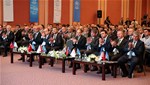 Gençlik ve Spor Bakanı Akif Çağatay Kılıç, Antalya'da düzenlenen Federasyonlar Boyutuyla Türk Sporunun Geleceği Çalıştayı açılış törenine katıldı.