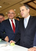 Gençlik ve Spor Bakanı Akif Çağatay Kılıç, Gaziantep Şehit Kamil Kültür ve Kongre Merkezi'nde düzenlenen Türkiye İnovasyon Haftası Gaziantep buluşması etkinliklerine katıldı.
