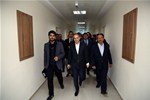 Gençlik ve Spor Bakanı Akif Çağatay Kılıç, Samsun programı dönüşünde Çorum KYK Erkek Öğrenci Yurdu'nu ziyaret etti.
