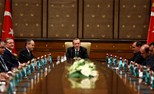 Gençlik ve Spor Bakanı Akif Çağatay Kılıç, Türkiye Futbol Federasyonu ve Kulüpler Birliği Vakfı Yönetim Kurulu ile Sayın Cumhurbaşkanımız Recep Tayyip Erdoğan'ı Cumhurbaşkanlığı Sarayında ziyaret etti