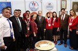 Gençlik ve Spor Bakanı Akif Çağatay Kılıç, Ankara ATO Congresium'da düzenlenen Gençlik Merkezi Günleri'ni ziyaret etti.